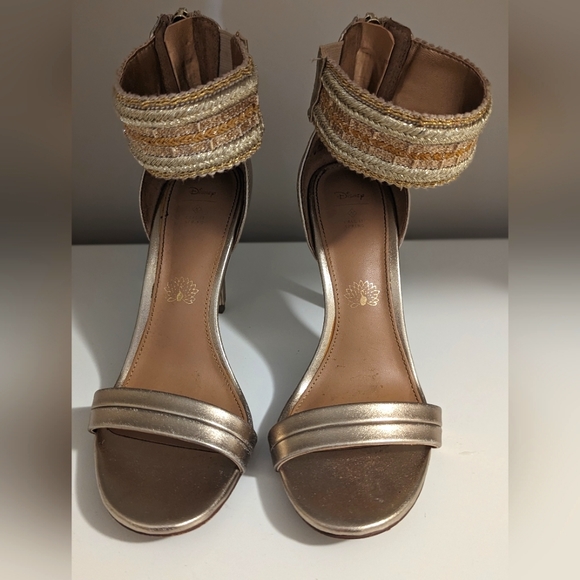 Special Edition Disney Aladdin Call It Spring Heels, Gold, Size 6.5 - Picture 2 of 5